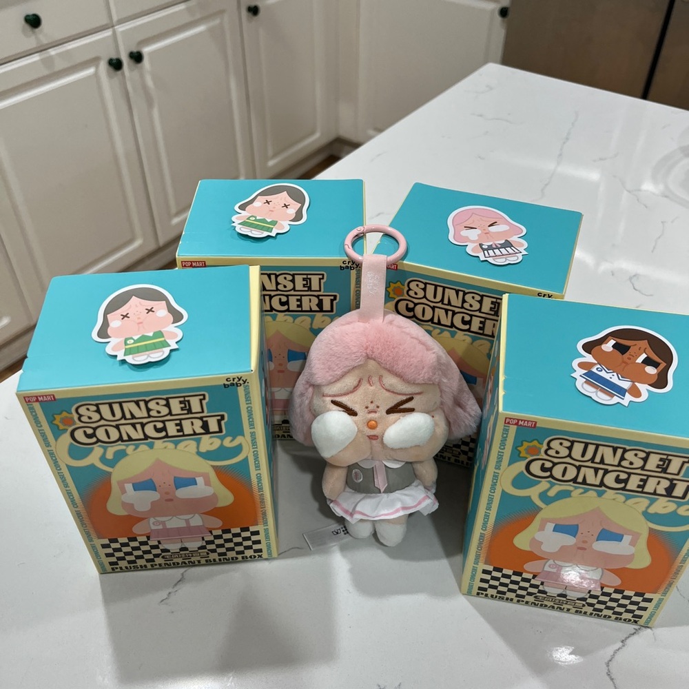 sunset concert crybaby plush